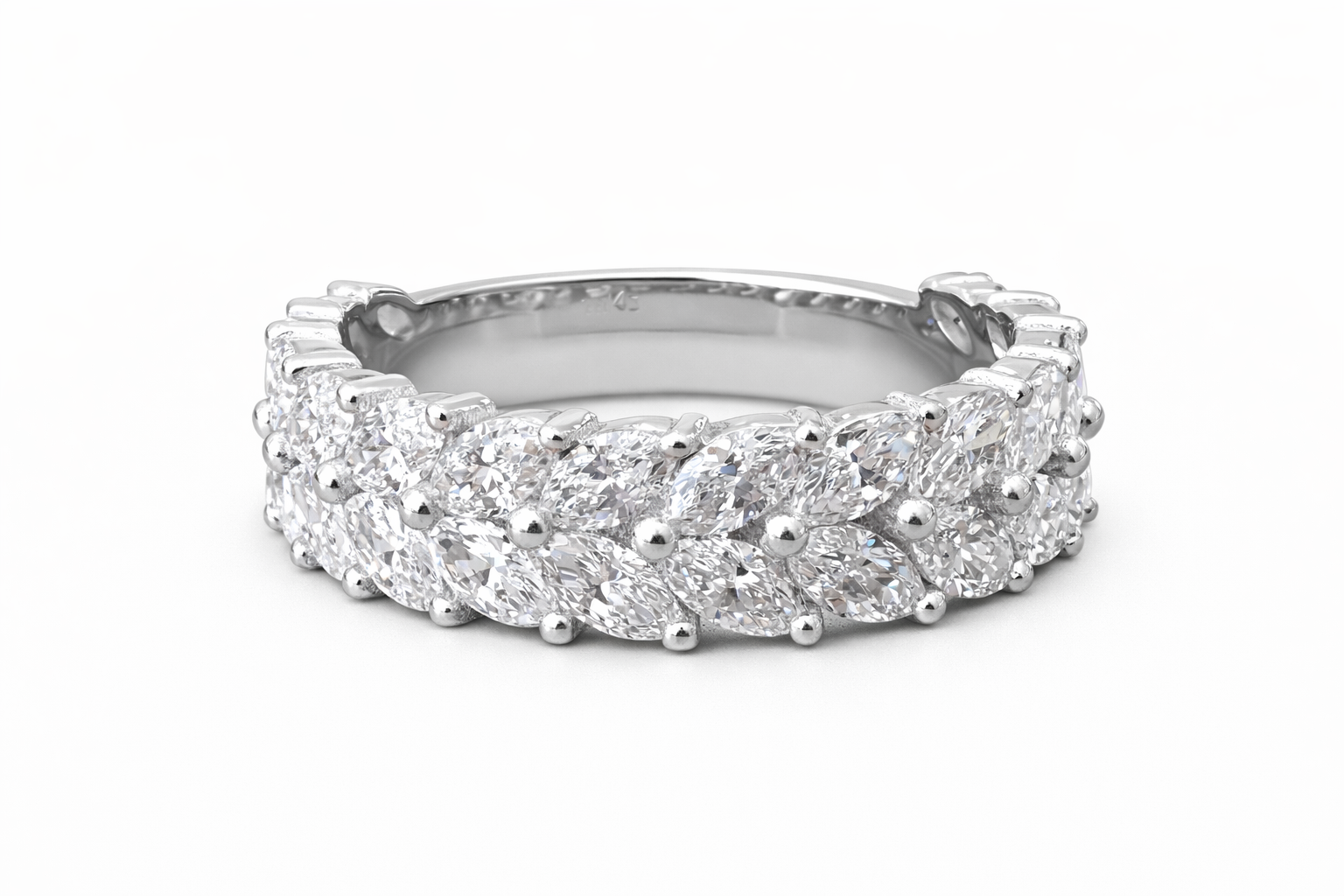 Alternative view of טבעת יהלומי מרקיזה יהלומי מעבדה זהב לבן 14 קראט